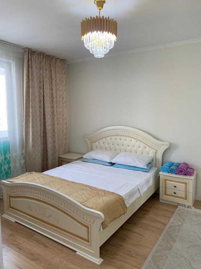 Apartment In אלמטי מראה חיצוני תמונה